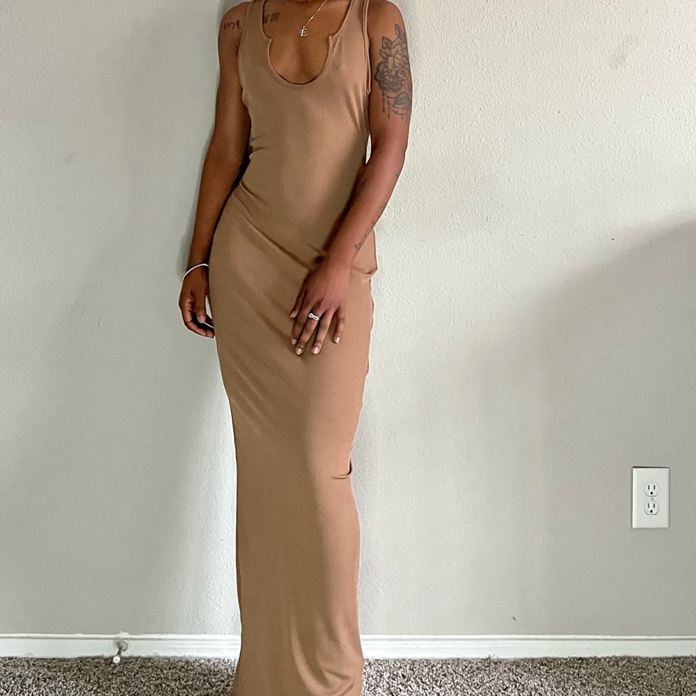 Ribbed Maxi Dress